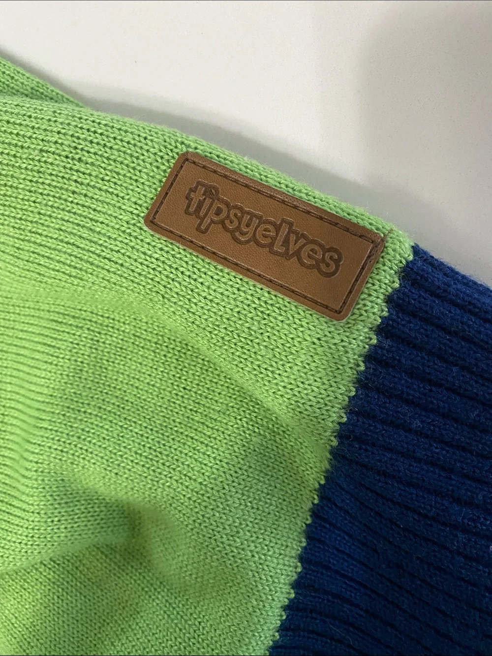 Tipsy Elves Green Baby Jesus Crewneck Sweater Large